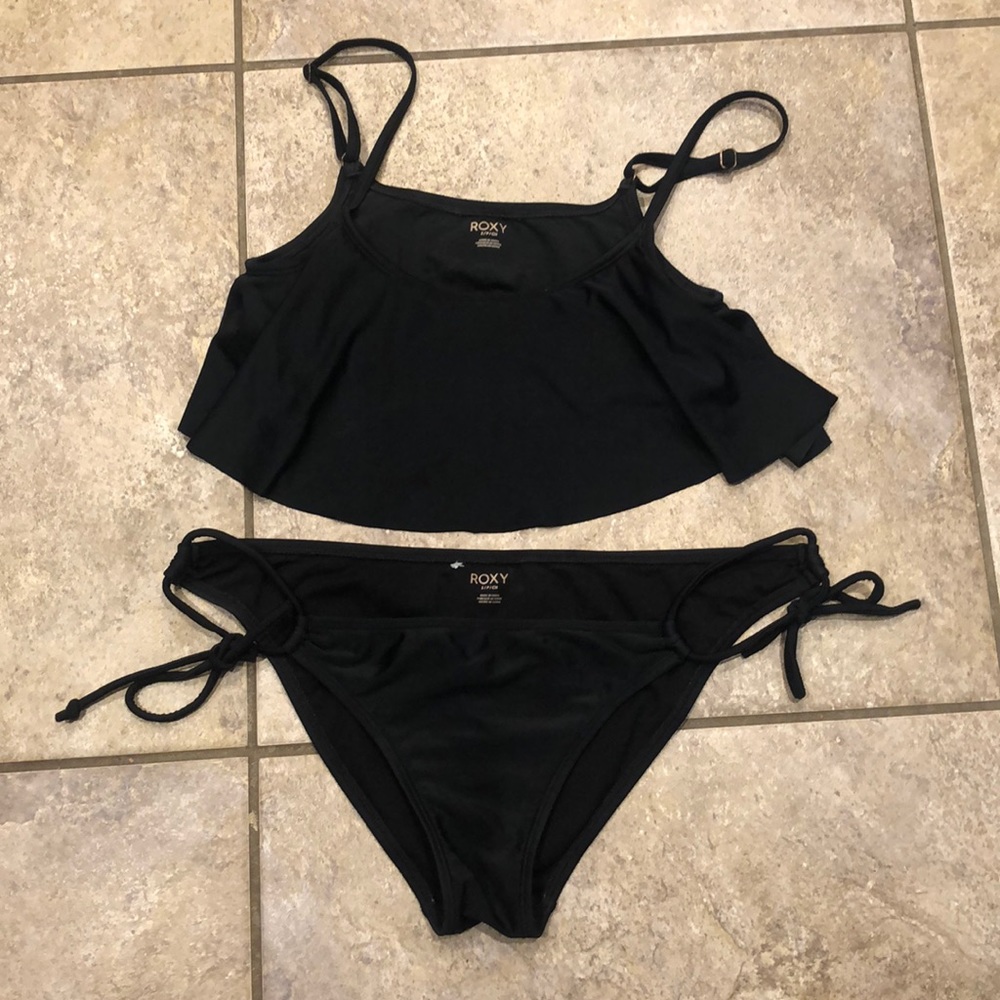Black Roxy bikini